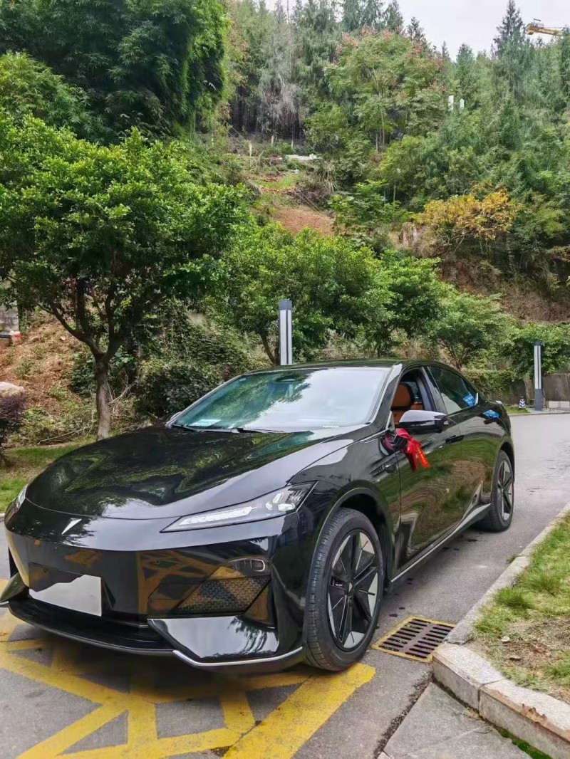 重庆25年长安汽车深蓝2