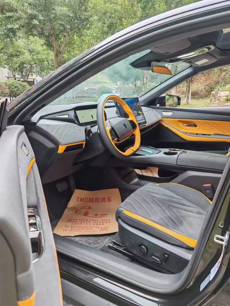 重庆25年长安汽车深蓝3