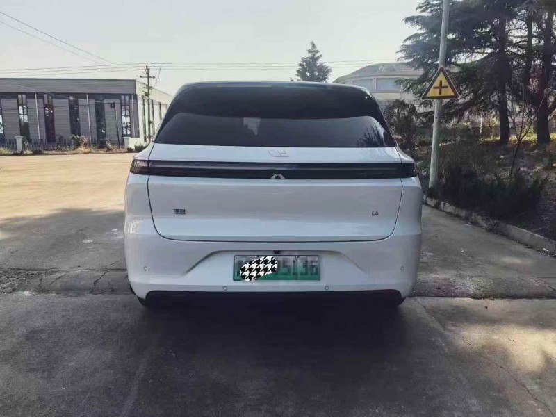 淄博24年理想L69