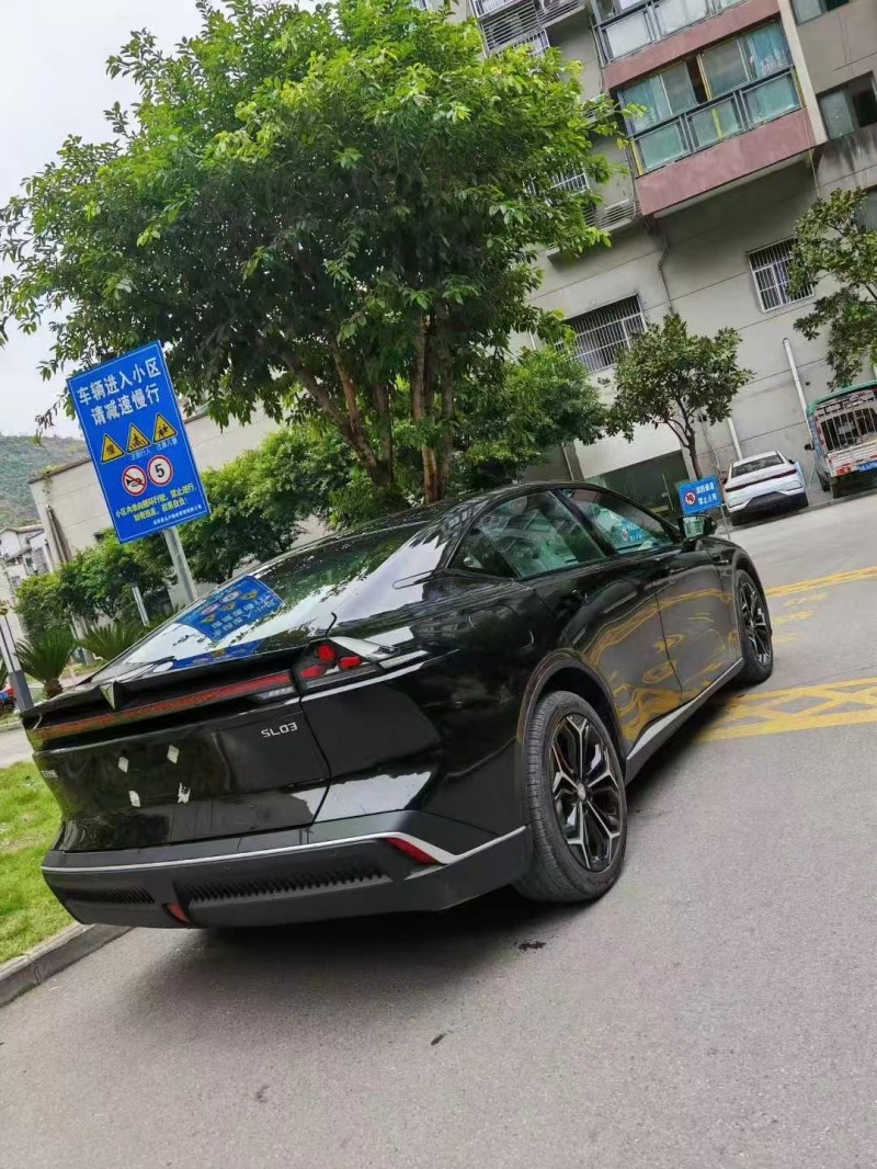 重庆25年长安汽车深蓝8