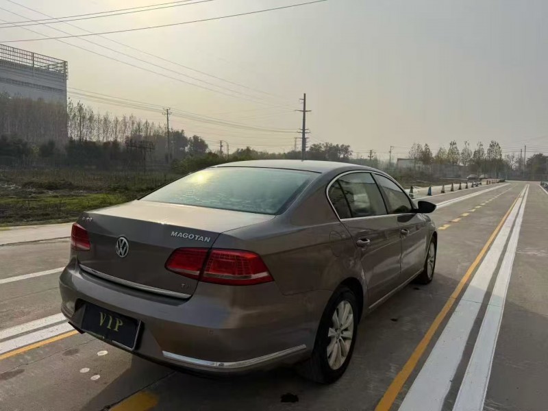 菏泽13年大众迈腾7