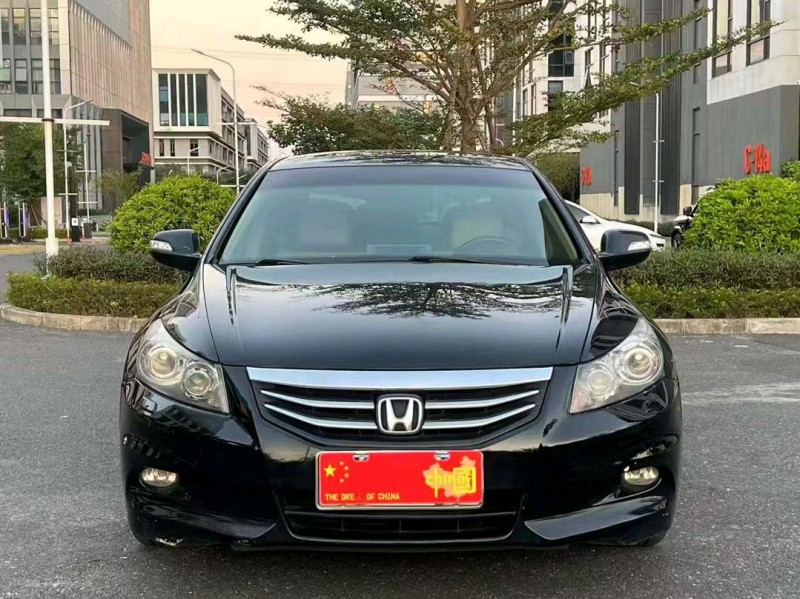 广州11年本田雅阁1