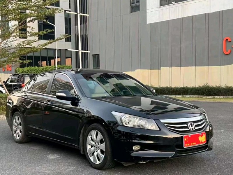 广州11年本田雅阁2