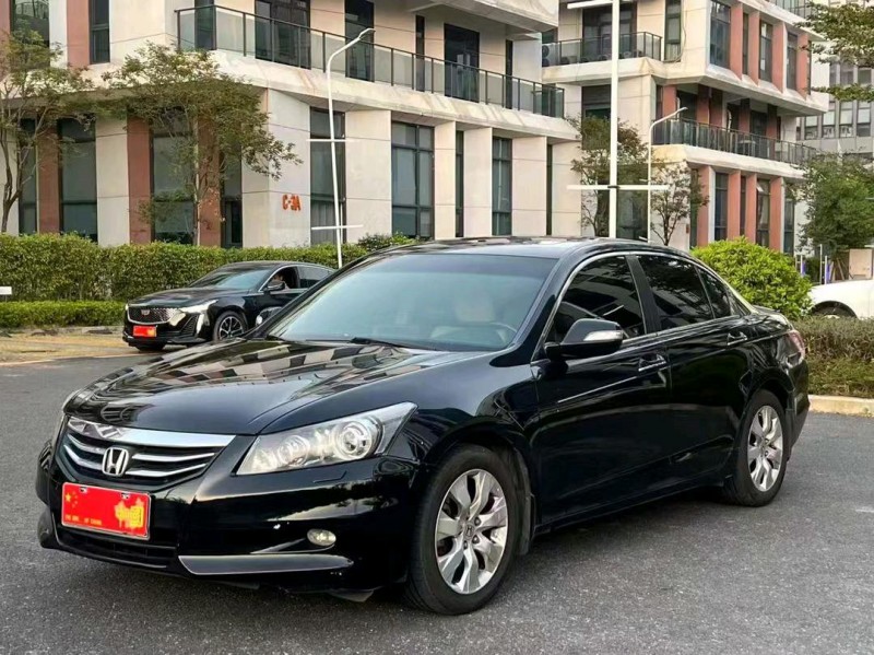 广州11年本田雅阁3