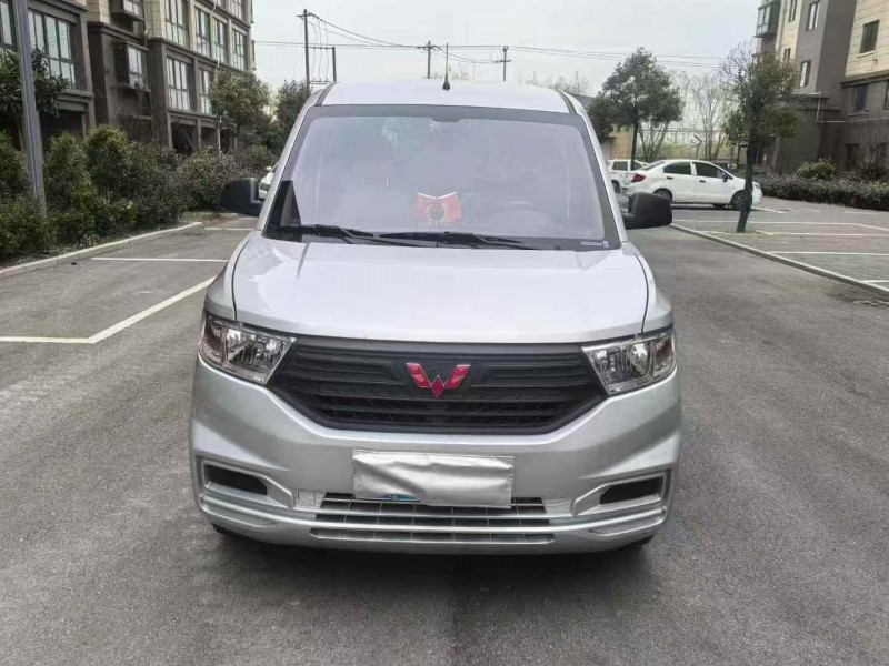 徐州23年五菱汽车荣光1