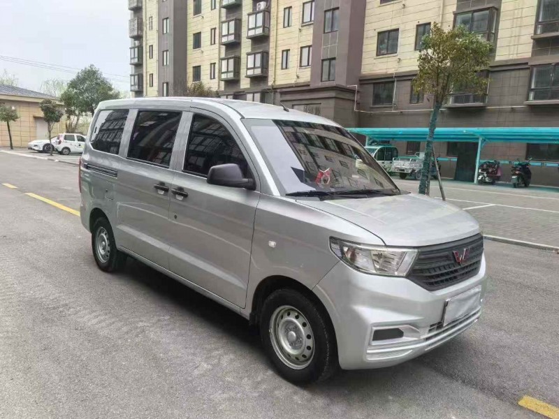 徐州23年五菱汽车荣光4
