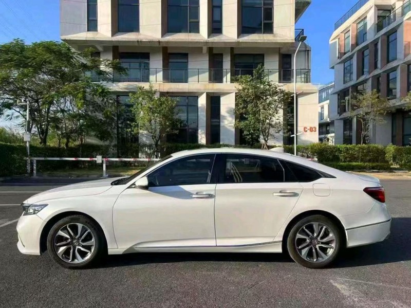 广州19年本田英诗派4