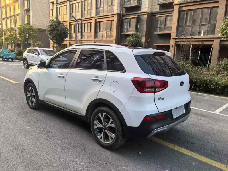 徐州16年起亚KX37