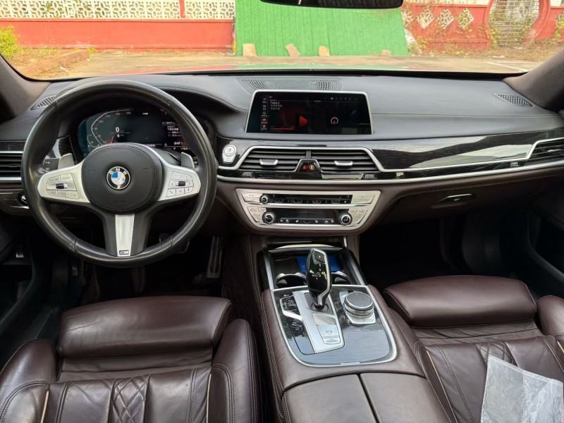 枣庄19年宝马7系4