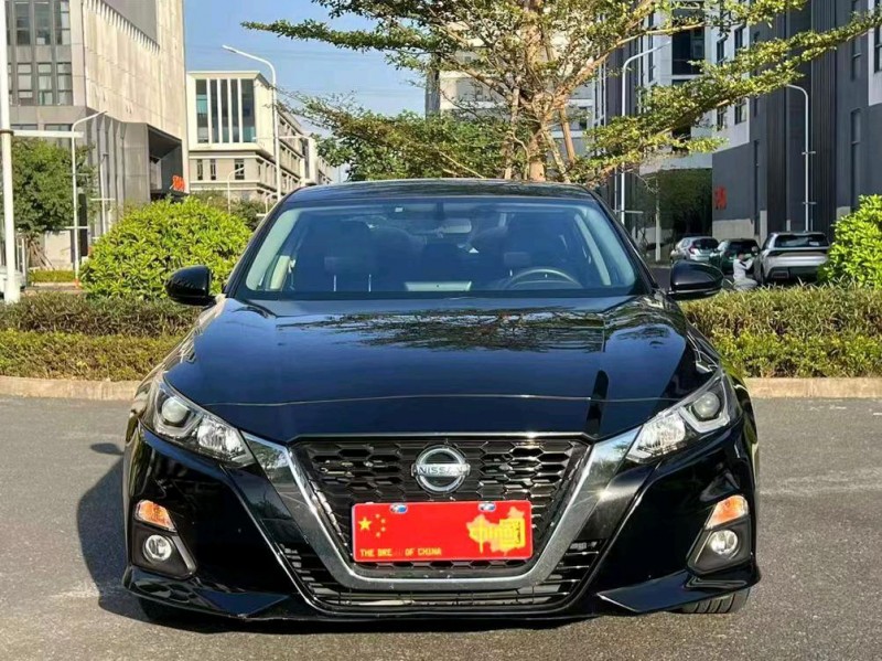 广州21年日产天籁1