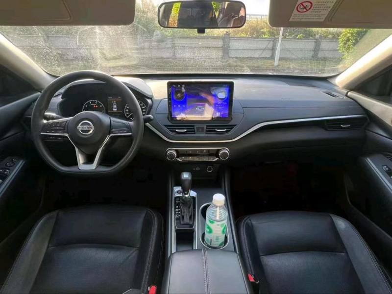 广州21年日产天籁8