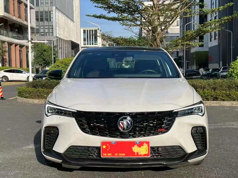 广州23年别克威朗1