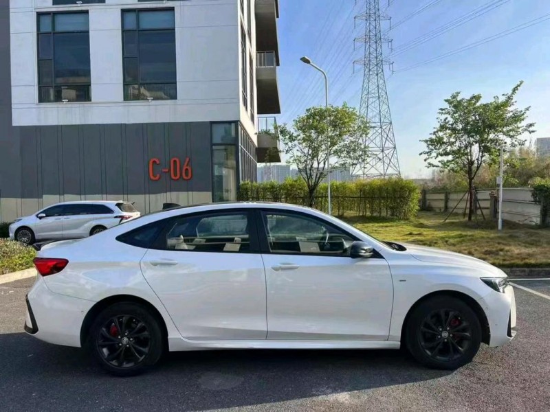 广州23年别克威朗6