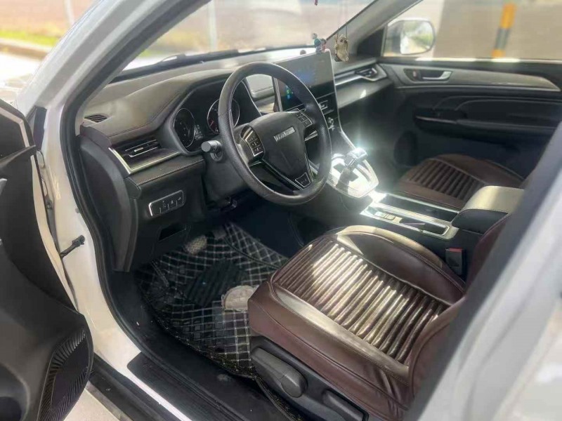 泰安23年哈弗M64