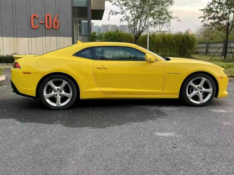 广州16年雪佛兰科迈罗4