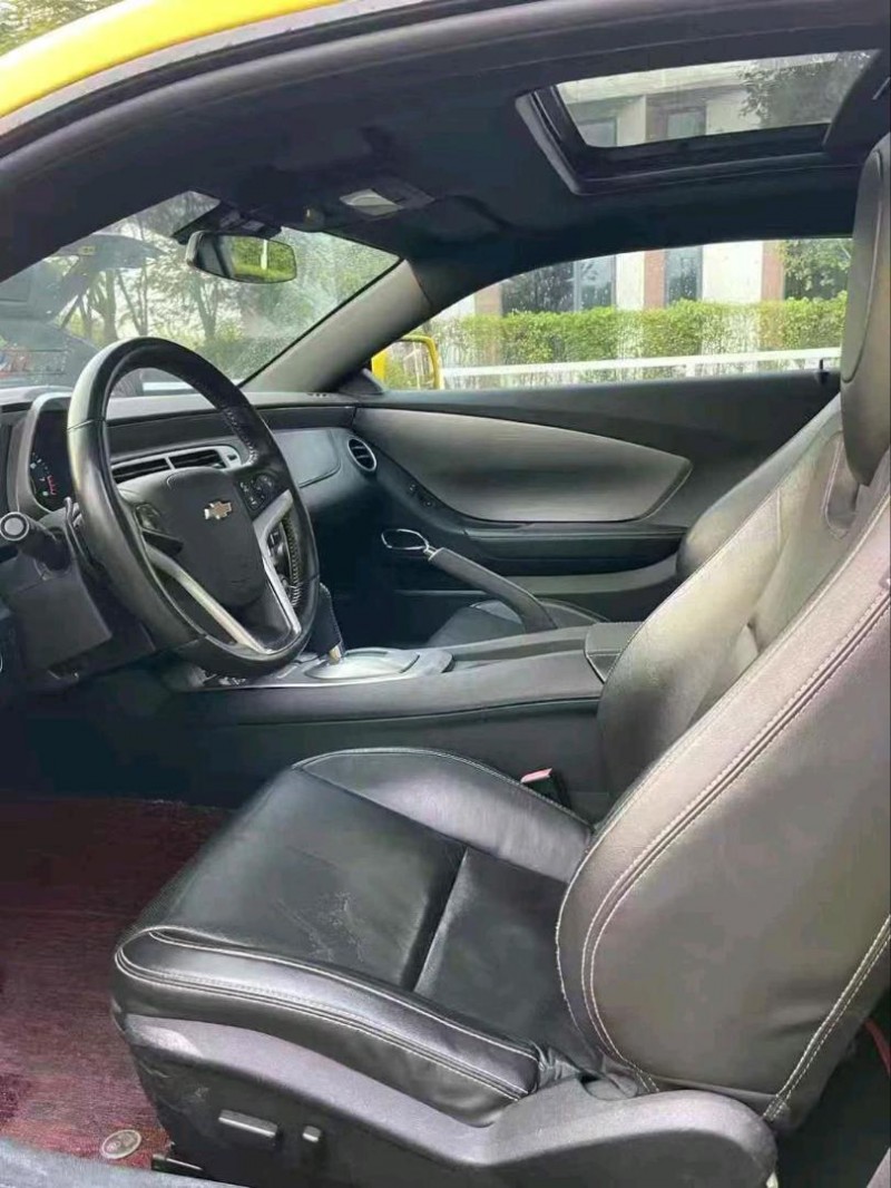 广州16年雪佛兰科迈罗7