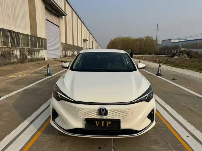 菏泽23年长安汽车逸动1