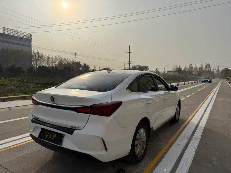 菏泽23年长安汽车逸动8