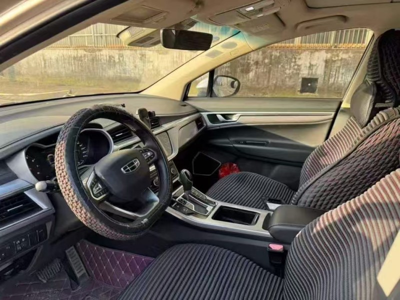 菏泽19年吉利帝豪4