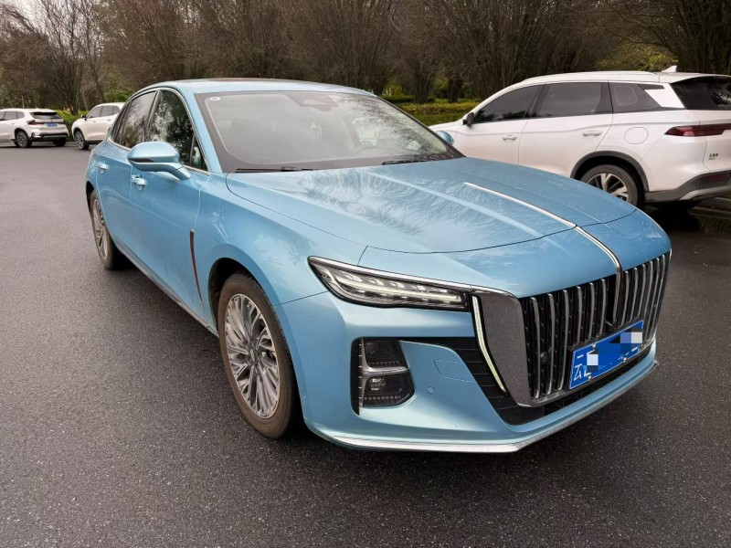 楚雄22年红旗H53