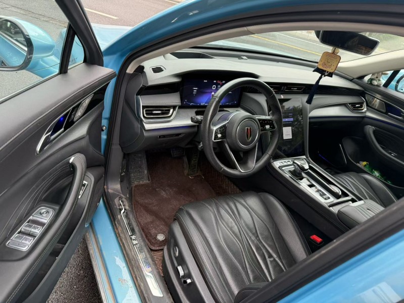 楚雄22年红旗H57