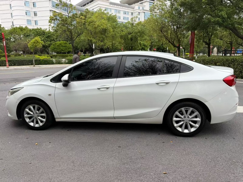 楚雄18年雪佛兰科鲁兹7