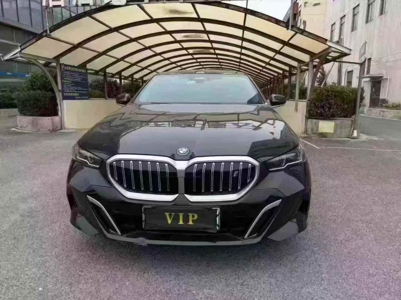 衢州24年宝马i51