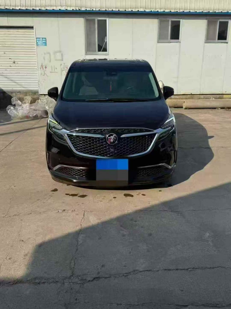 济宁21年别克GL81