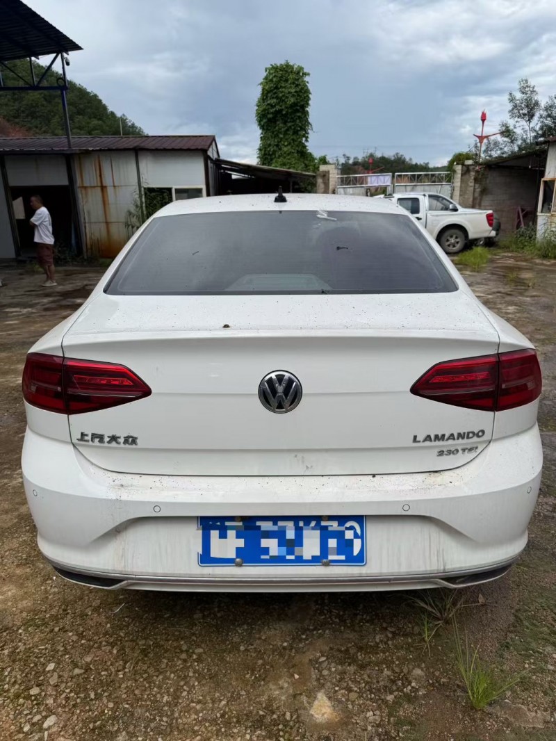 楚雄22年大众凌渡6