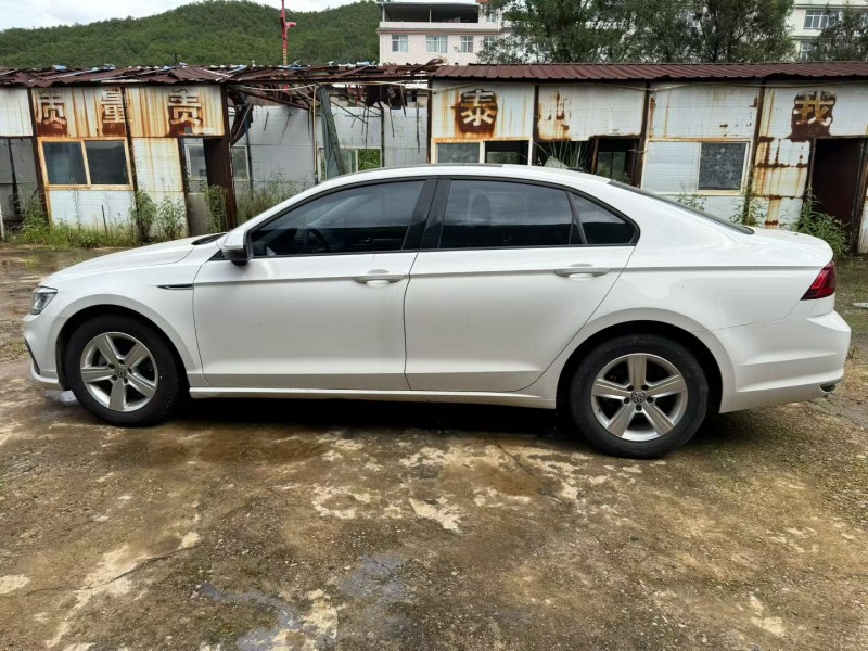 楚雄22年大众凌渡7