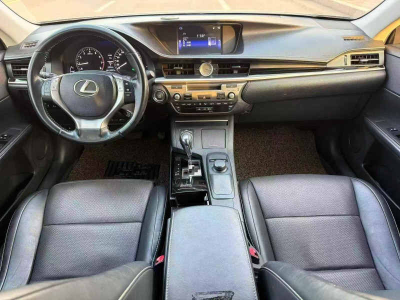 济宁15年雷克萨斯ES4