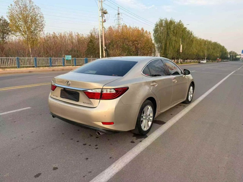 济宁15年雷克萨斯ES6