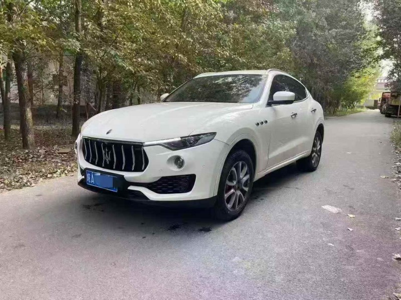 济南16年玛莎拉蒂Levante3