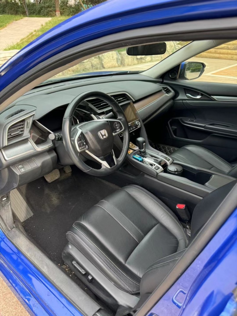 邢台18年本田思域5