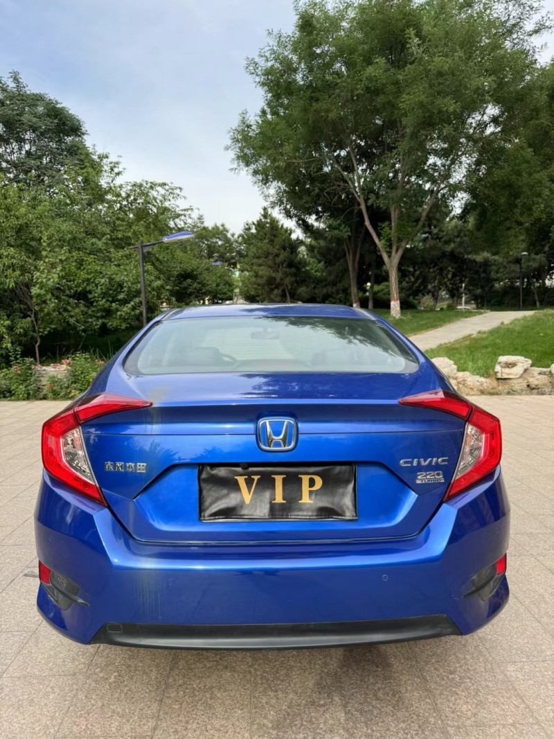 邢台18年本田思域9