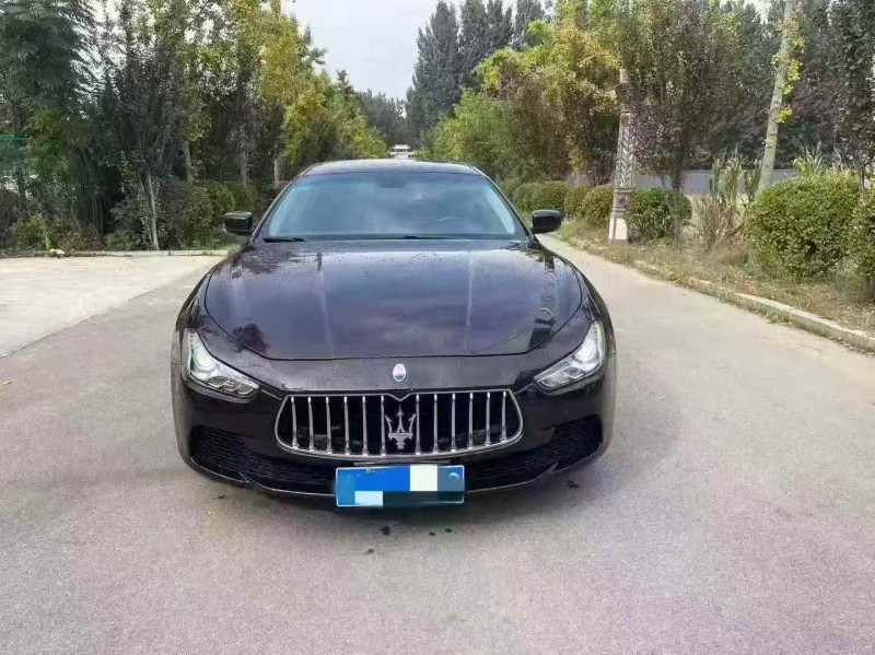 济宁16年玛莎拉蒂Ghibli1