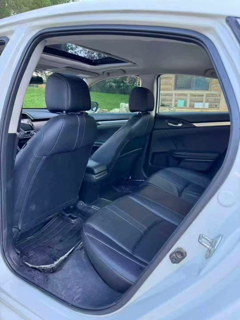 邢台17年本田思域6