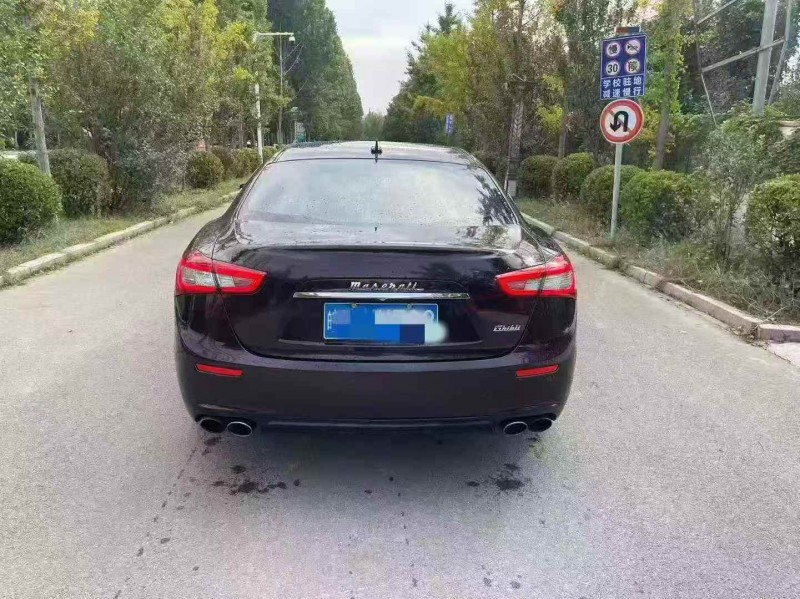 济宁16年玛莎拉蒂Ghibli7