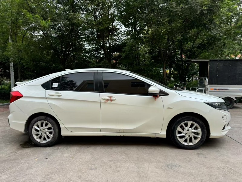 邢台17年本田竞瑞2