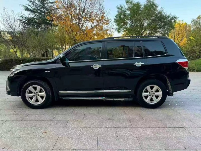 邢台13年丰田汉兰达2