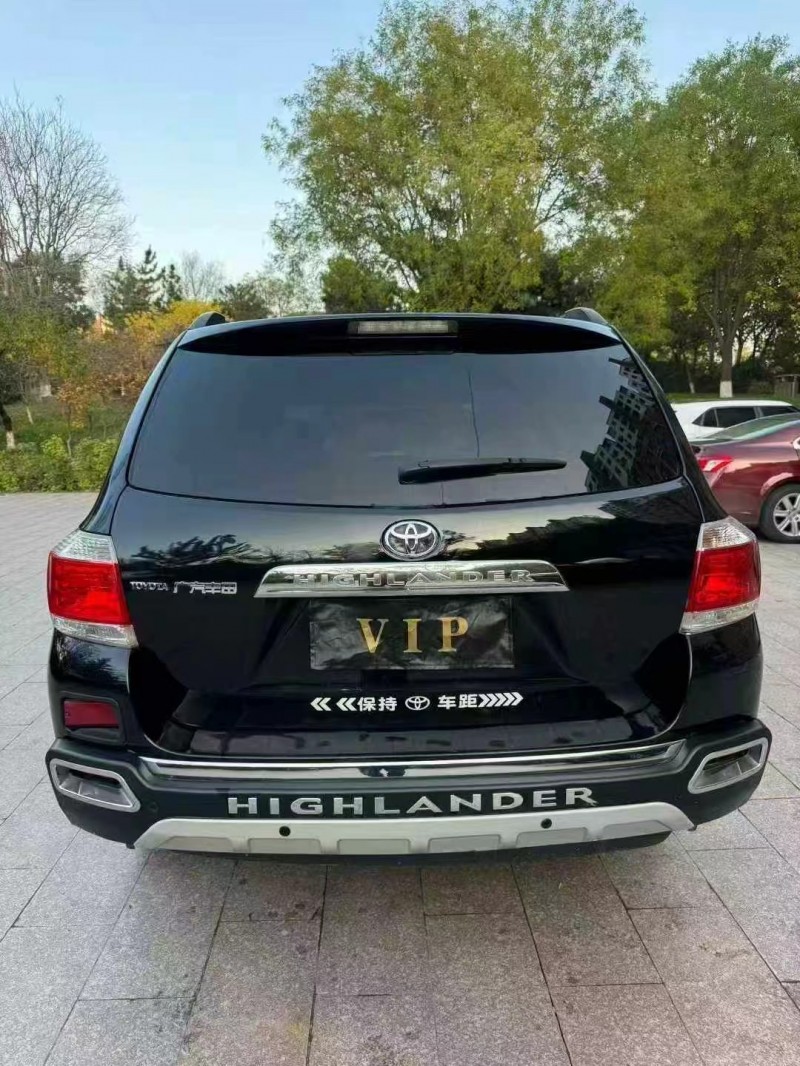 邢台13年丰田汉兰达9