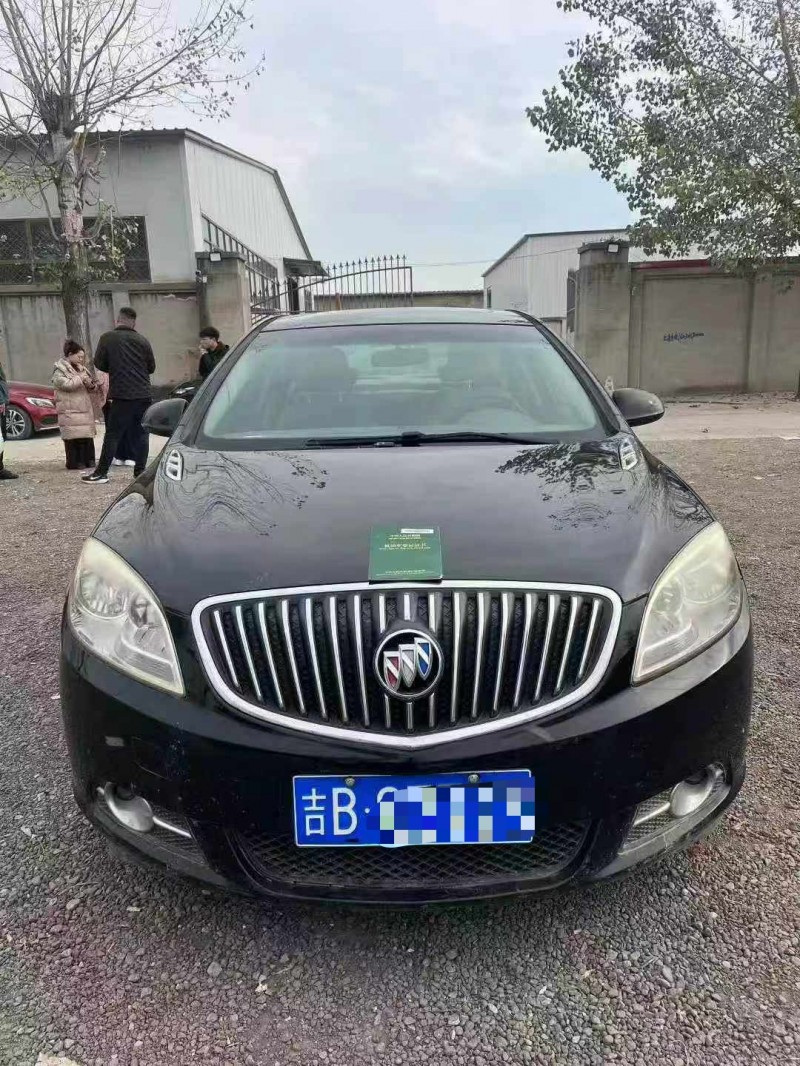 保定13年别克英朗1