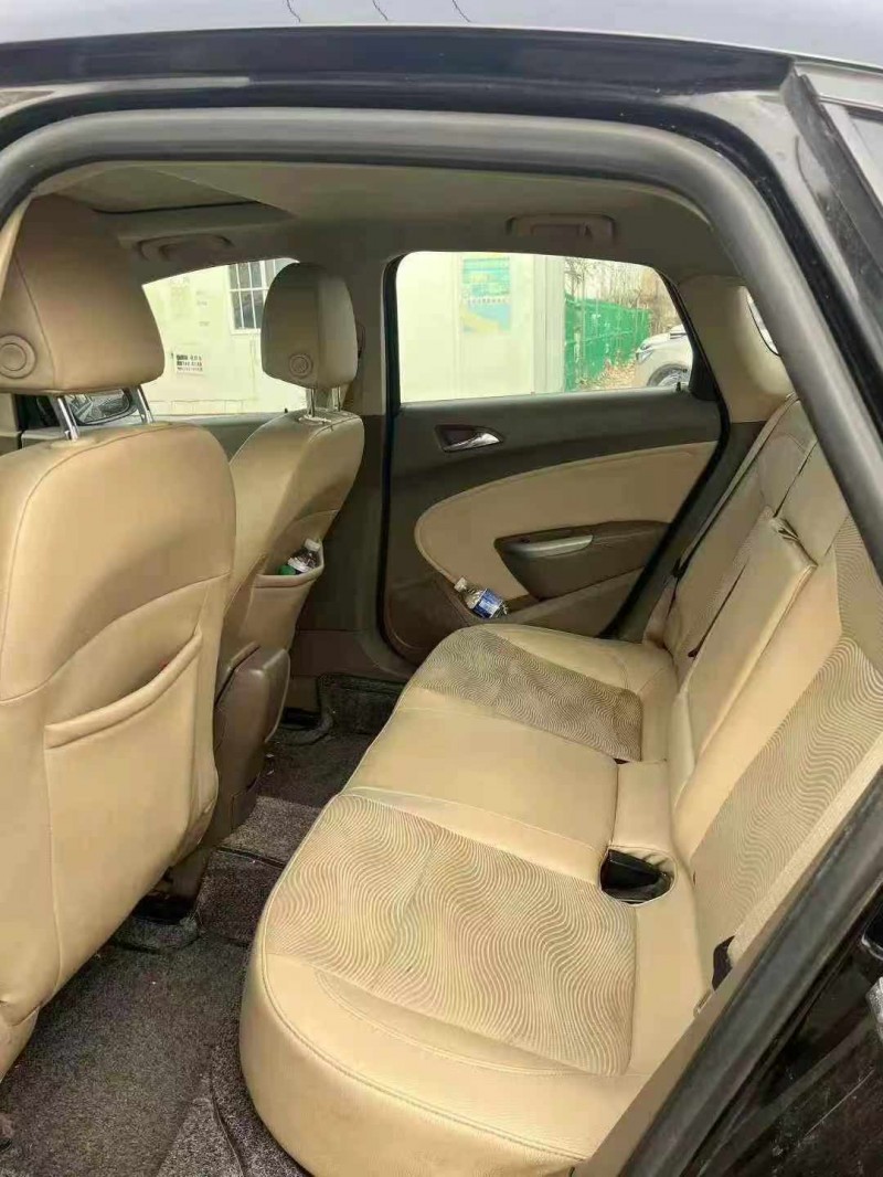 保定13年别克英朗5