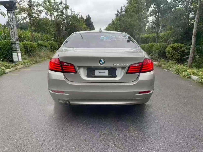 潍坊17年宝马5系8