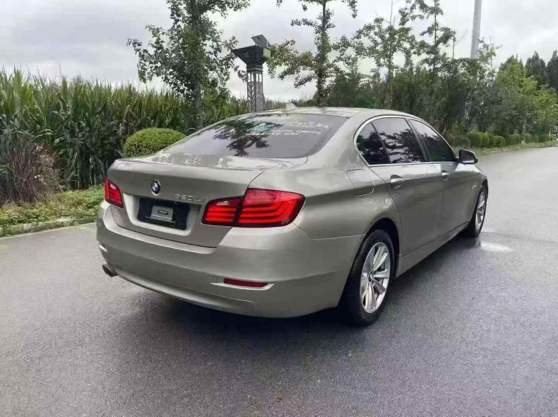 潍坊17年宝马5系9