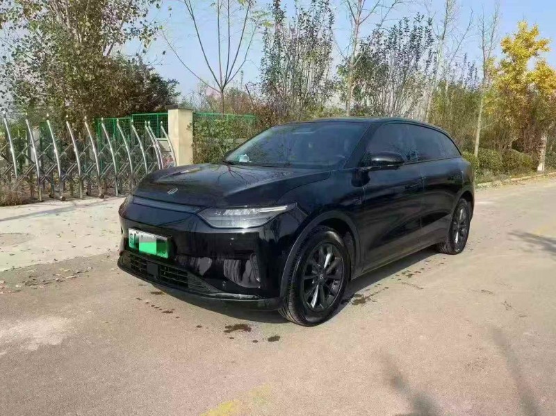 潍坊24年零跑汽车C113