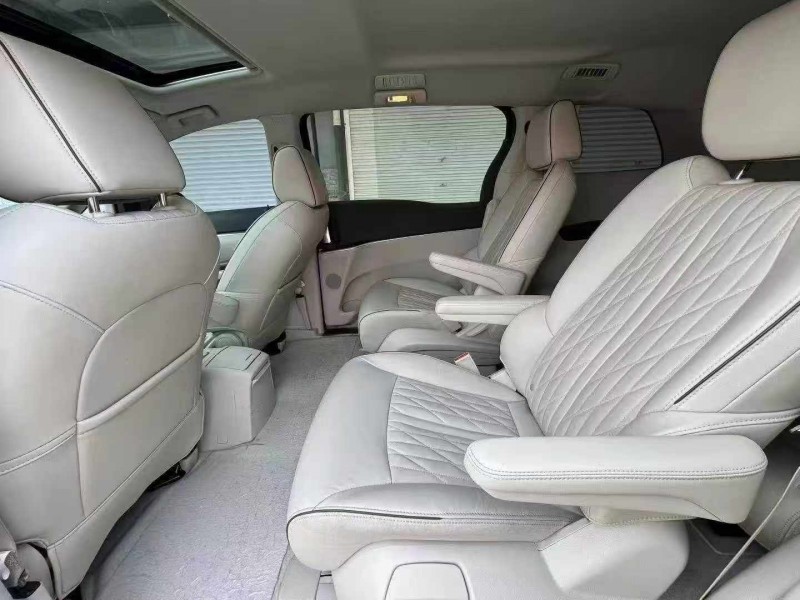 保定22年别克GL85