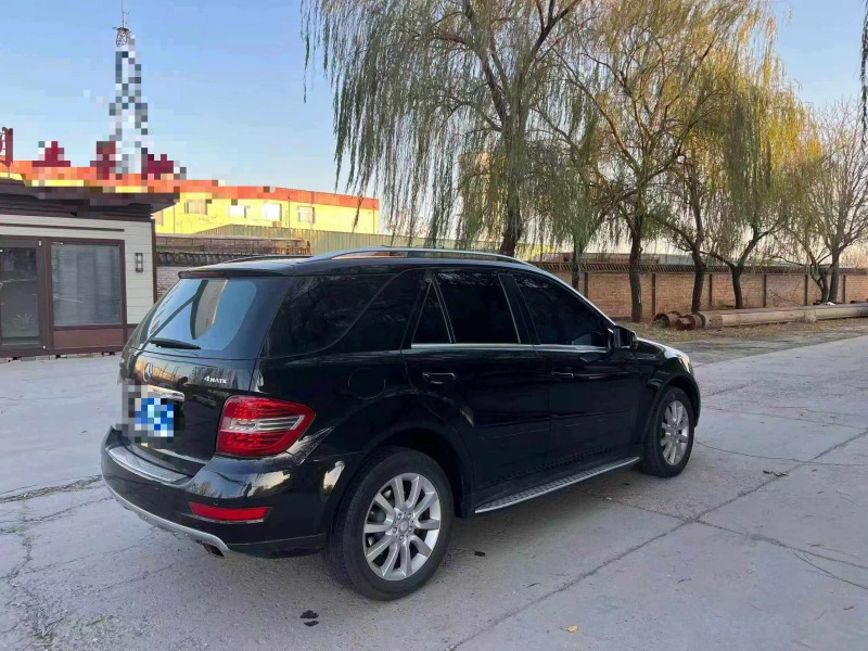 保定11年奔驰ML7