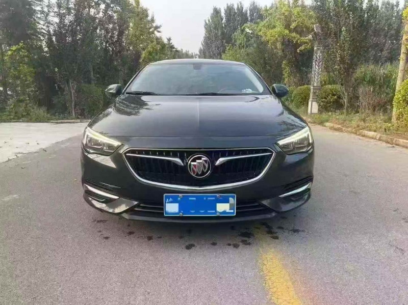 潍坊20年别克君威1