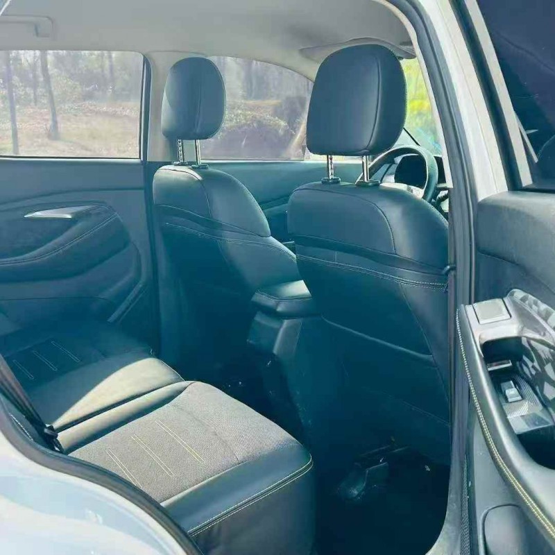 枣庄20年宝骏RS36